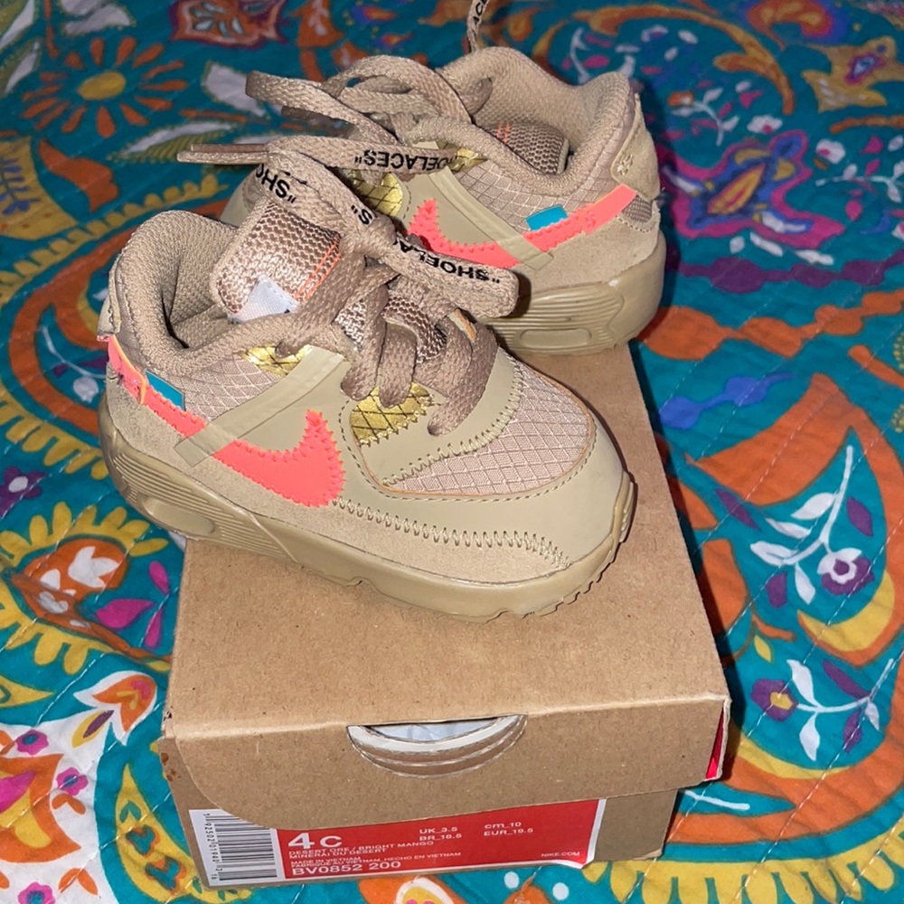 Nike Air Max 90 collaboration with Off White